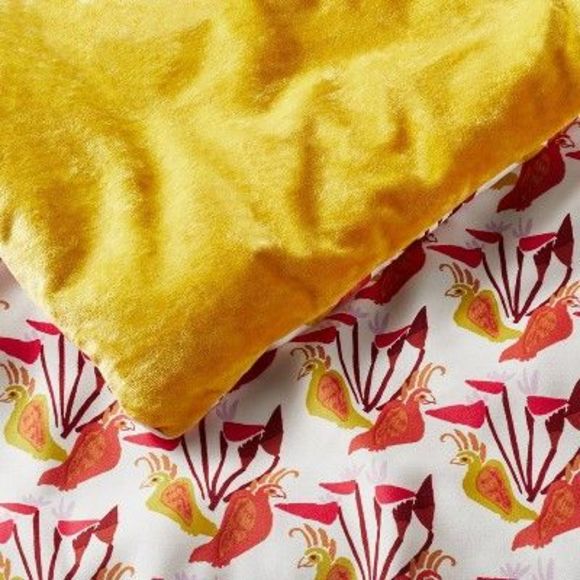 Opalhouse designed with Jungalow Bedding King Reversible Velvet Comforter Sham Set Gold